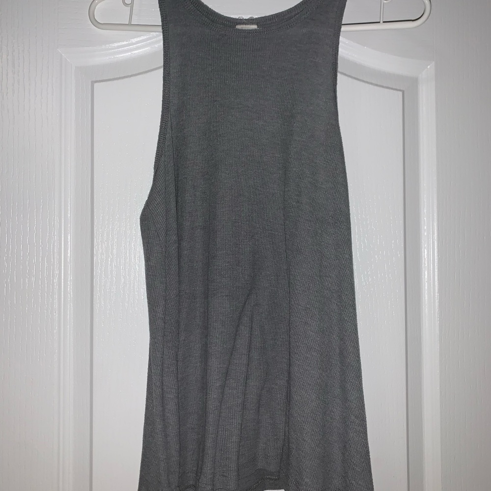 Sun and shadow ribbed tank top size small.